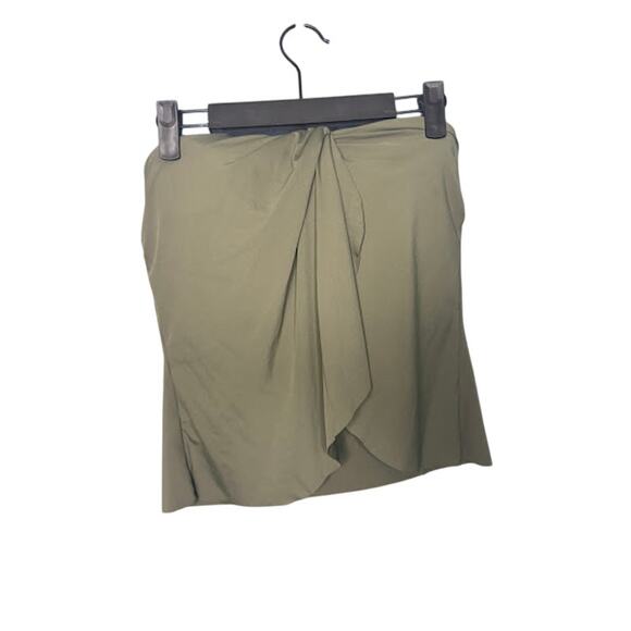 Vince Camuto Tankini Women's Size Small Figure Flattering Swimsuit Criss Cross - Picture 1 of 6